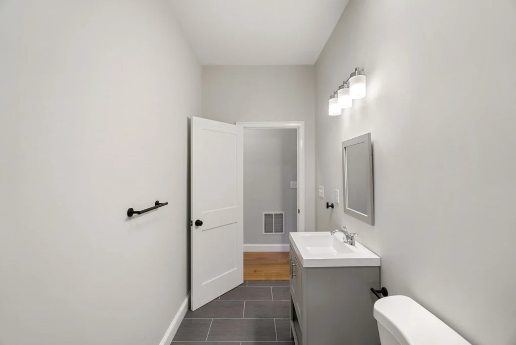 3 bed, 2 bath apartment for rent at 43 Thomas Park Unit 1, Boston — photo 10 of 24