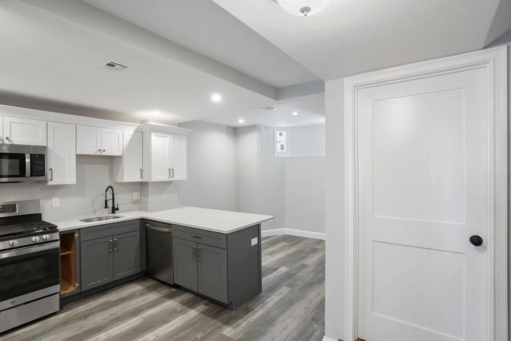 3 bed, 2 bath apartment for rent at 43 Thomas Park Unit 1, Boston — photo 17 of 24