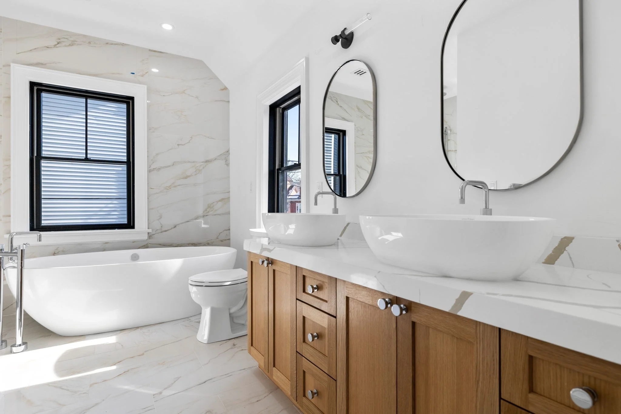 4 bed, 4+ bath apartment for rent at 43 Wendell St Unit 43, Baldwin — photo 6 of 13