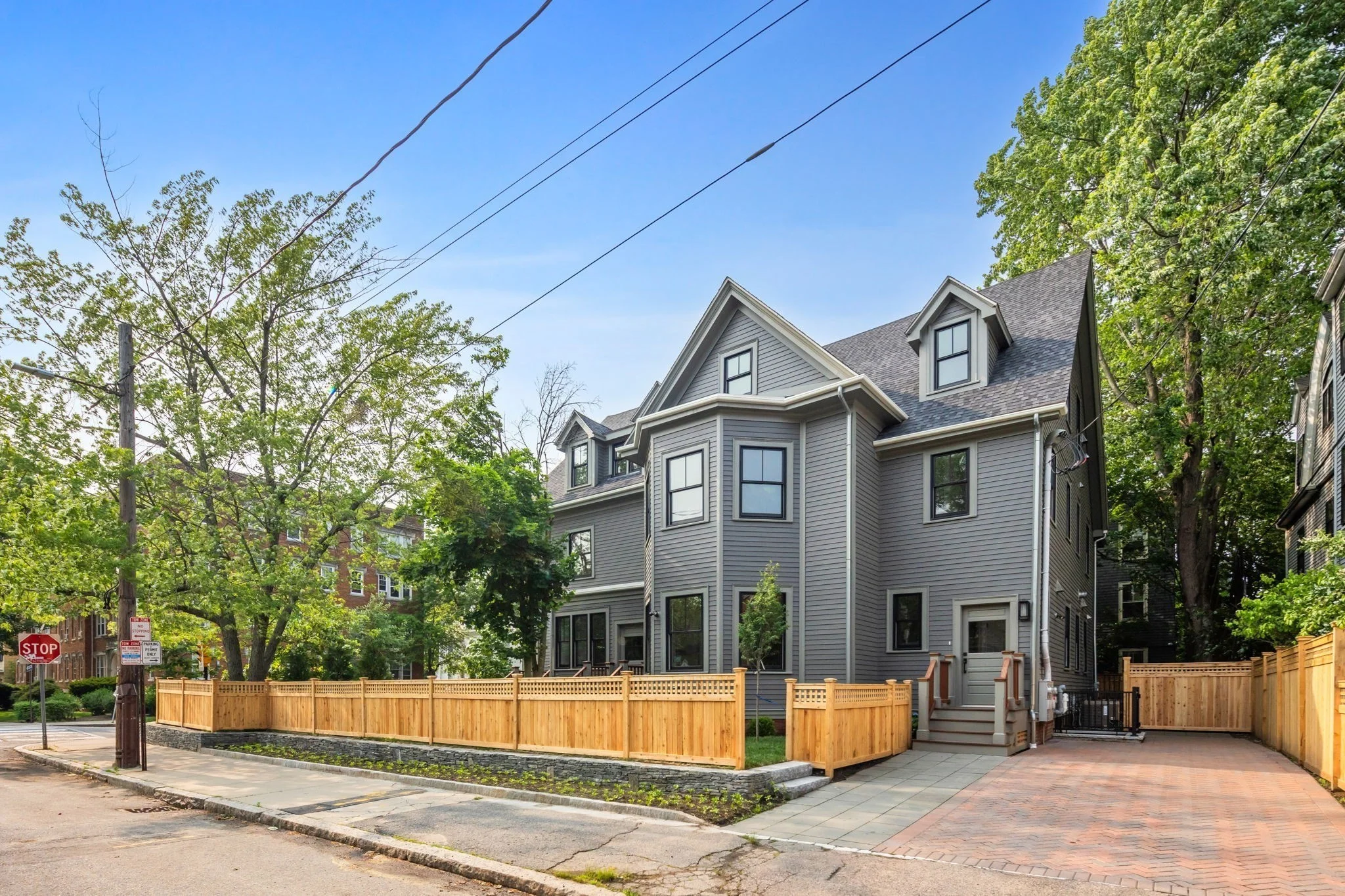 4 bed, 4+ bath apartment for rent at 43 Wendell St Unit 43, Baldwin — photo 12 of 13