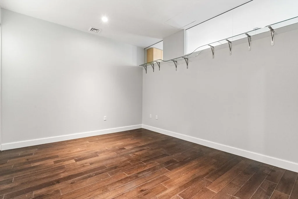 1 bed, 1 bath apartment for rent at 43 Westland Ave Unit 309, Fenway — photo 8 of 18