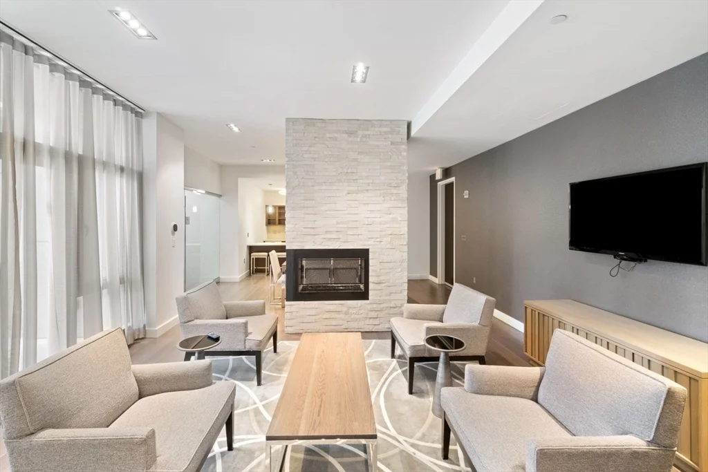 1 bed, 1 bath apartment for rent at 43 Westland Ave Unit 309, Fenway — photo 14 of 18