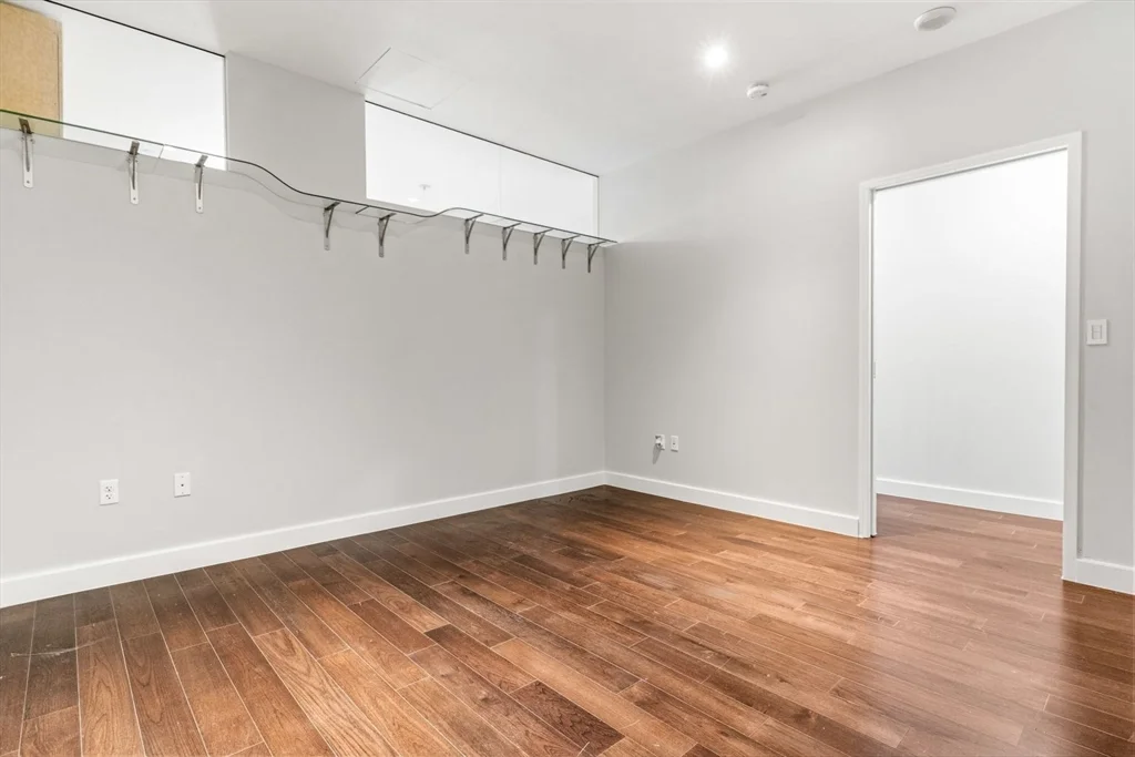 1 bed, 1 bath apartment for rent at 43 Westland Ave Unit 309, Fenway — photo 13 of 18