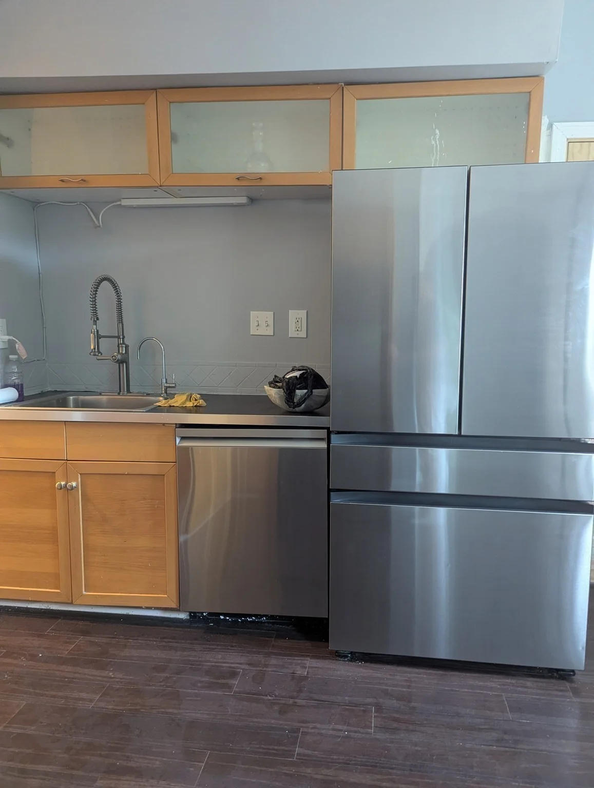 3 bed, 1 bath apartment for rent at 43 Whitfield St Unit 3, Dorchester — photo 6 of 24