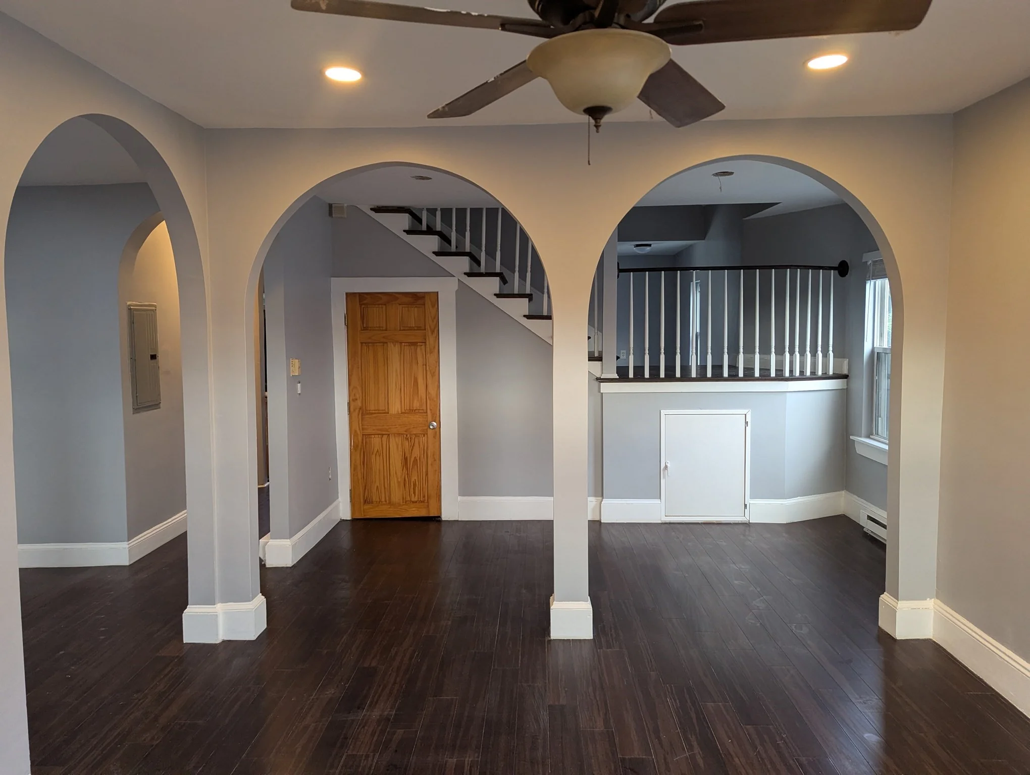 3 bed, 1 bath apartment for rent at 43 Whitfield St Unit 3, Dorchester
