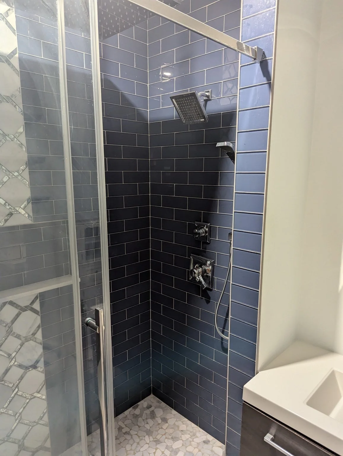 3 bed, 1 bath apartment for rent at 43 Whitfield St Unit 3, Dorchester — photo 4 of 24
