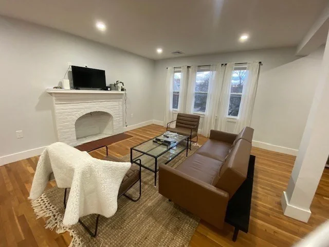 5 bed, 3 bath apartment for rent at 43 Wiltshire Unit 2, Brighton — photo 5 of 14
