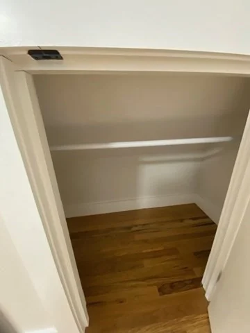 5 bed, 3 bath apartment for rent at 43 Wiltshire Unit 2, Brighton — photo 14 of 14