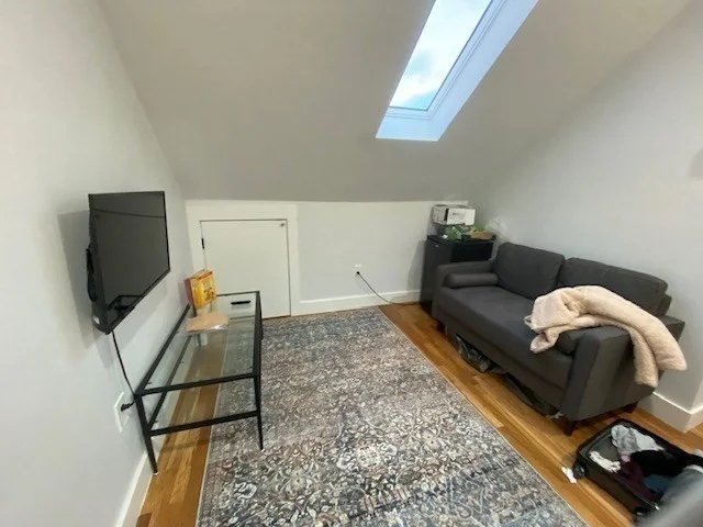 5 bed, 3 bath apartment for rent at 43 Wiltshire Unit 2, Brighton — photo 10 of 14