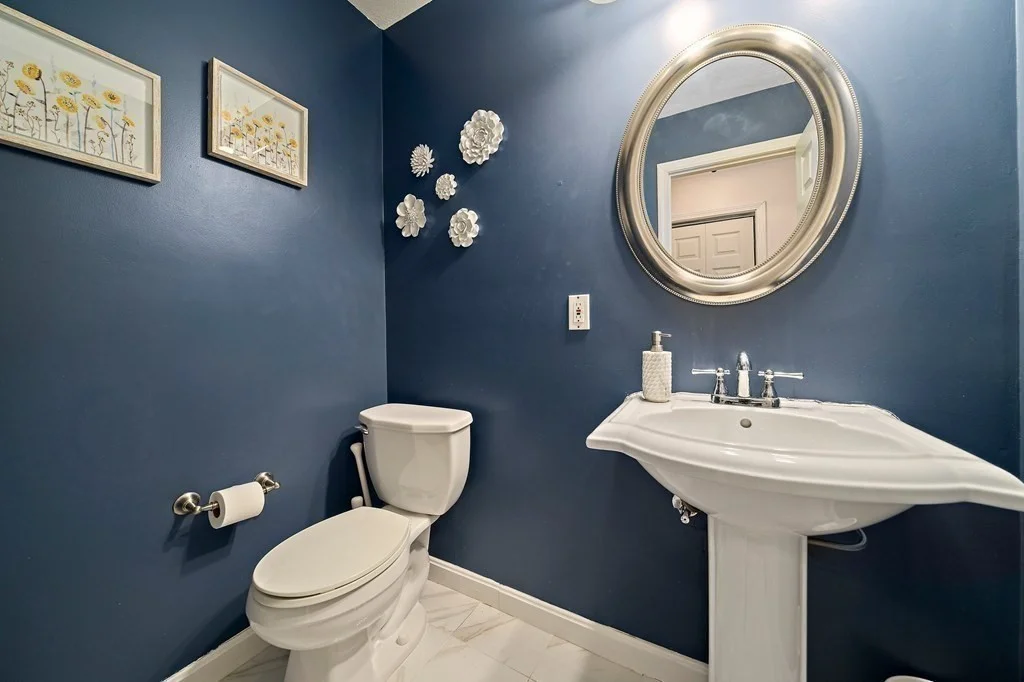 4 bed, 2 bath apartment for rent at 43 Winterberry Way, Bedford — photo 12 of 24