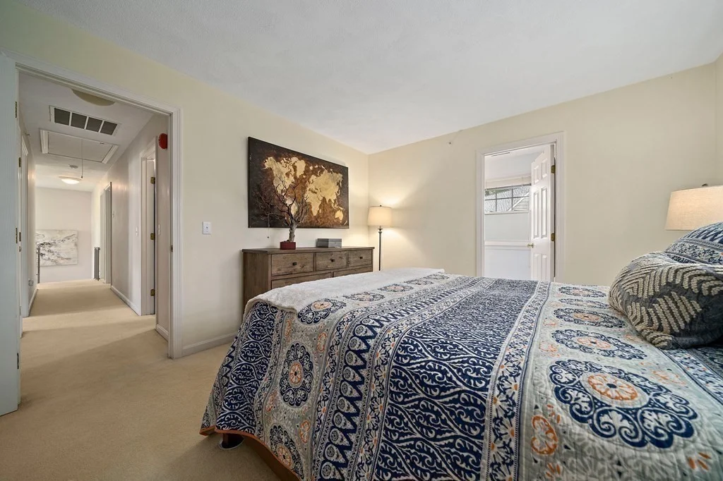 4 bed, 2 bath apartment for rent at 43 Winterberry Way, Bedford — photo 14 of 24