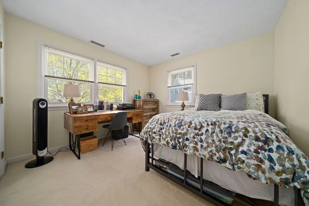 4 bed, 2 bath apartment for rent at 43 Winterberry Way, Bedford — photo 18 of 24