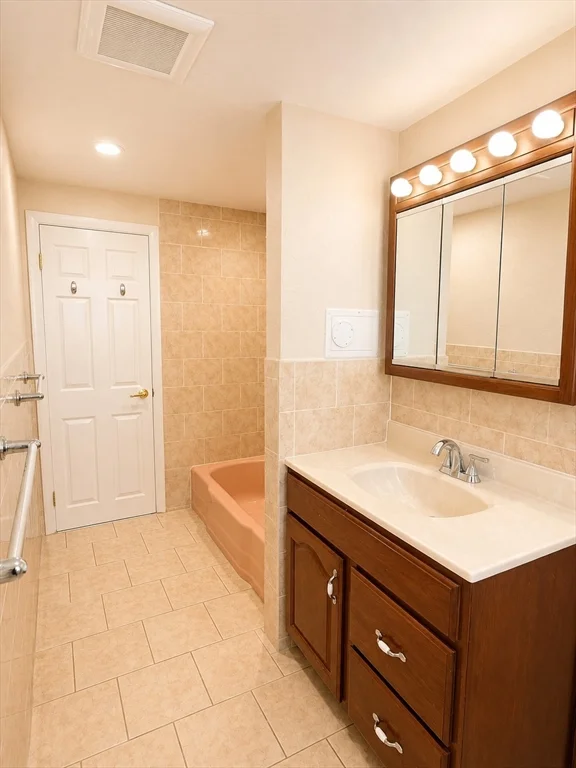 1 bed, 1 bath apartment for rent at 43 Witherbee Ave Unit F, Revere — photo 11 of 11