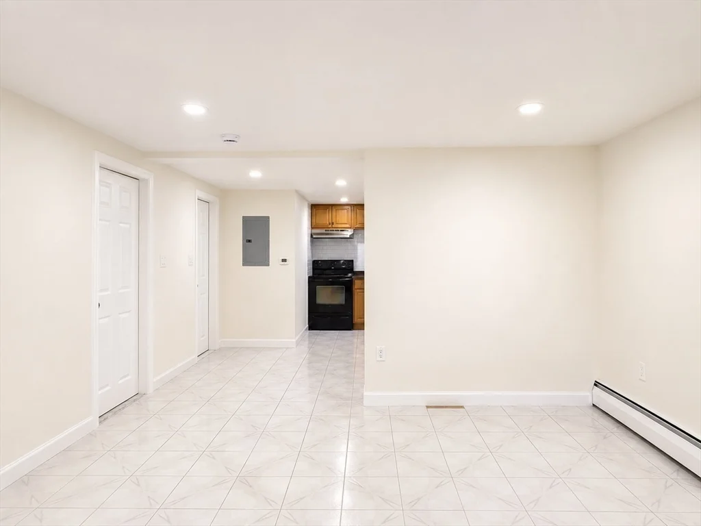1 bed, 1 bath apartment for rent at 43 Witherbee Ave Unit F, Revere — photo 5 of 11