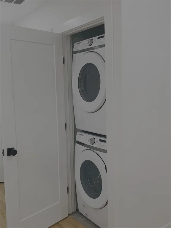 2 bed, 2 bath apartment for rent at 43 Withington St Unit 4, Dorchester — photo 6 of 15