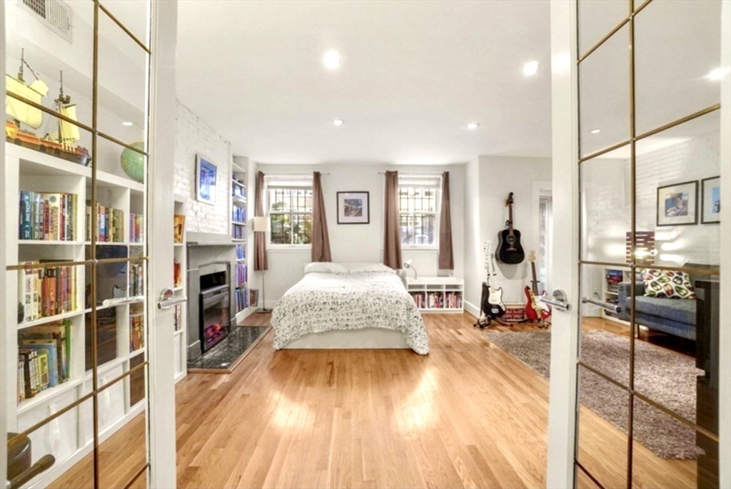 3 bed, 2 bath apartment for rent at 43 Worcester St Unit 1, South End — photo 17 of 26