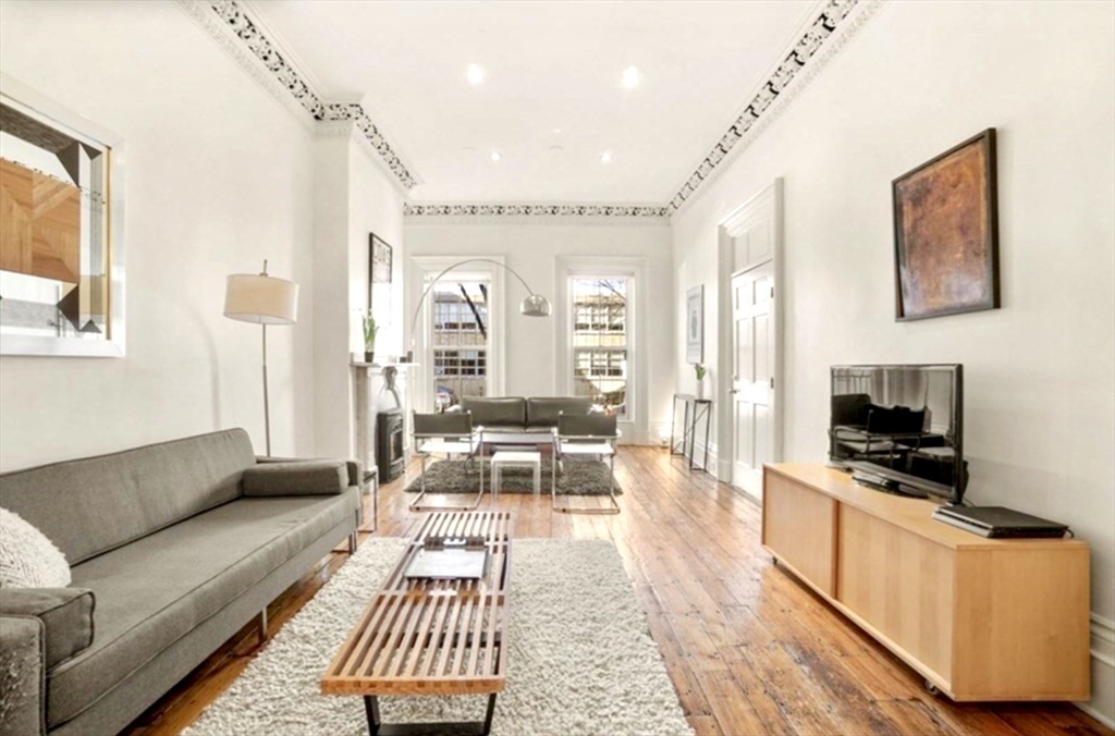 3 bed, 2 bath apartment for rent at 43 Worcester St Unit 1, South End