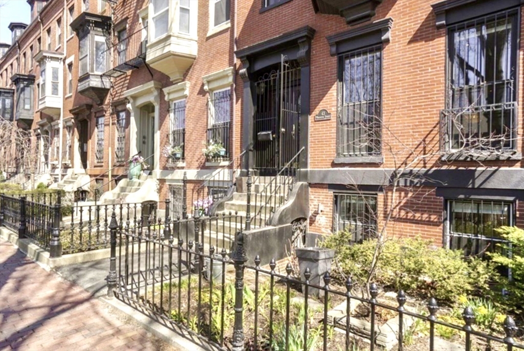 3 bed, 2 bath apartment for rent at 43 Worcester St Unit 1, South End — photo 25 of 26
