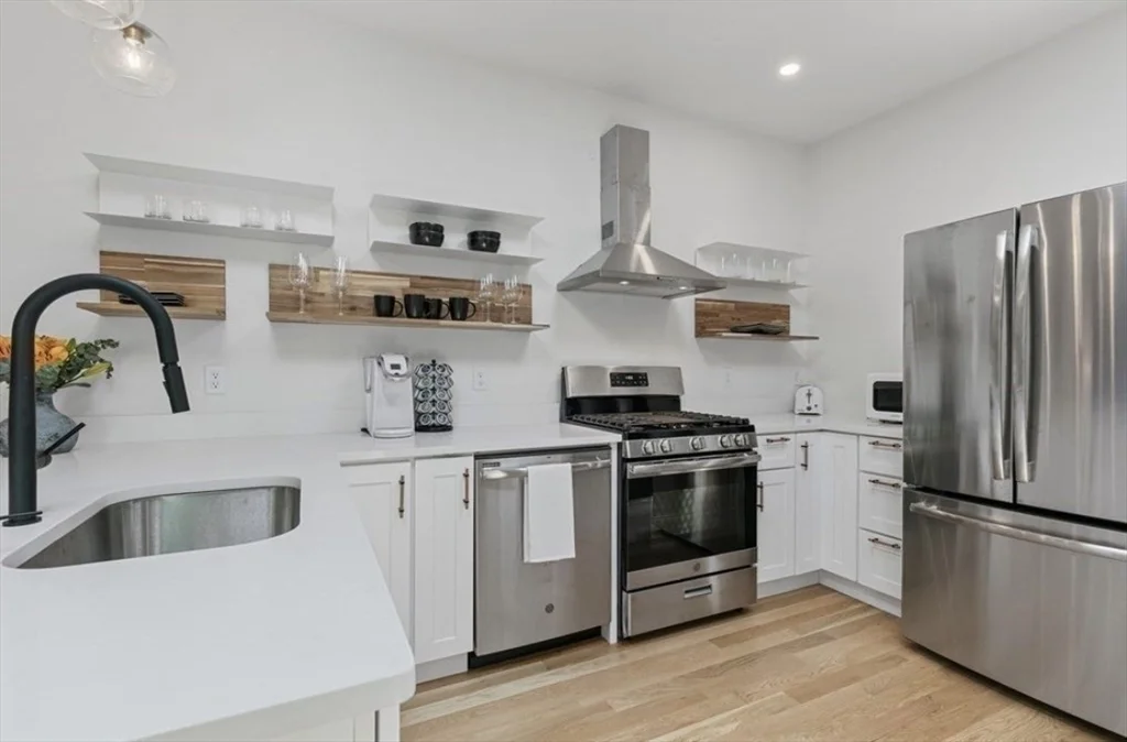 3 bed, 2 bath apartment for rent at 43 Wordsworth St Unit 1, East Boston — photo 4 of 19