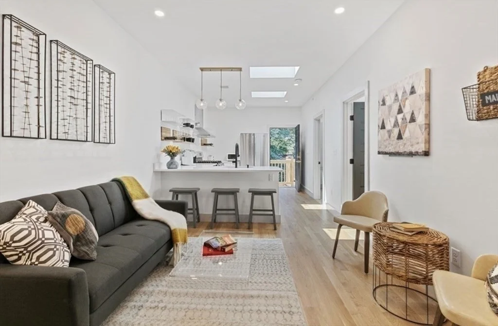 3 bed, 2 bath apartment for rent at 43 Wordsworth St Unit 1, East Boston — photo 1 of 19