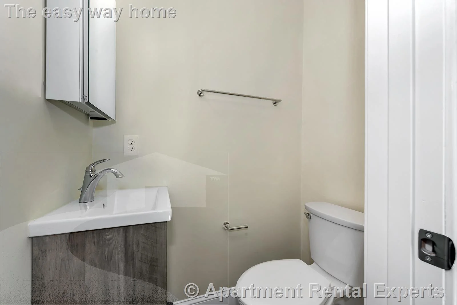 5 bed, 4+ bath apartment for rent at 43 Wright Ave Unit 2, Tufts University — photo 9 of 26