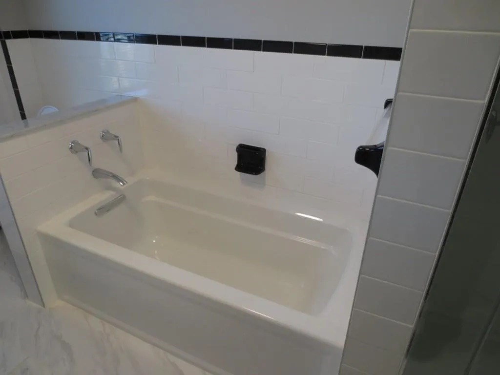 2 bed, 1 bath apartment for rent at 430 N Main Unit 2, Attleboro — photo 10 of 17