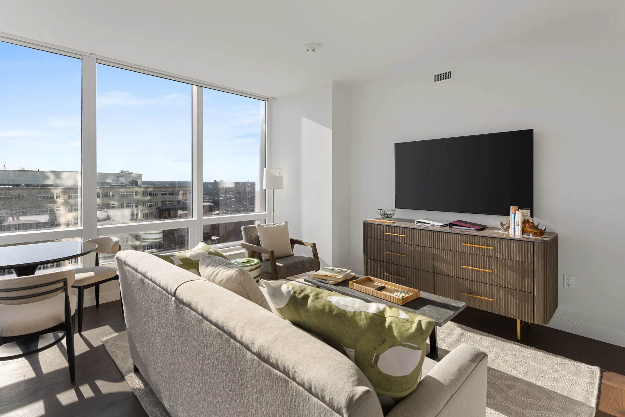 Studio bed, 1 bath apartment for rent at 430 Stuart St Unit 1505, Back Bay — photo 3 of 40