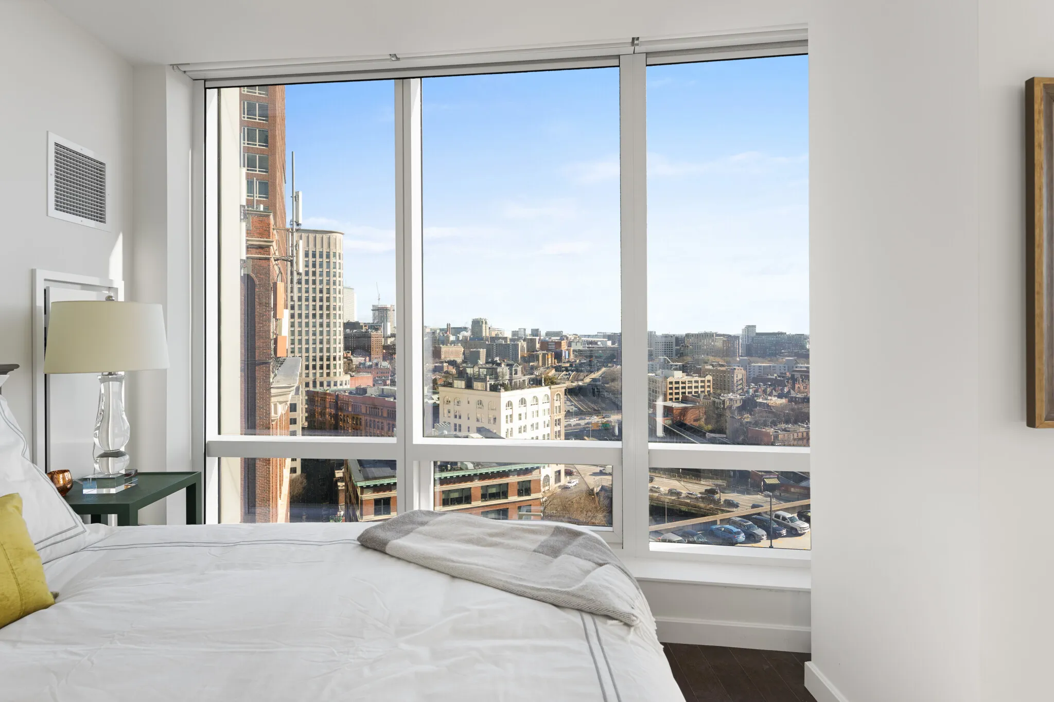 Studio bed, 1 bath apartment for rent at 430 Stuart St Unit 1505, Back Bay — photo 5 of 40