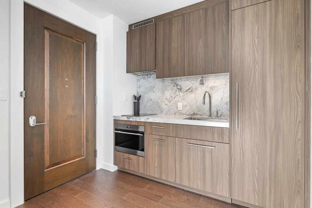 Studio bed, 1 bath apartment for rent at 430 Stuart St Unit 1508, Back Bay — photo 8 of 19