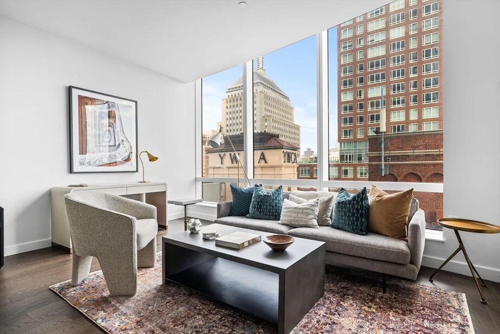 Studio bed, 1 bath apartment for rent at 430 Stuart St Unit 1603, Back Bay — photo 5 of 11