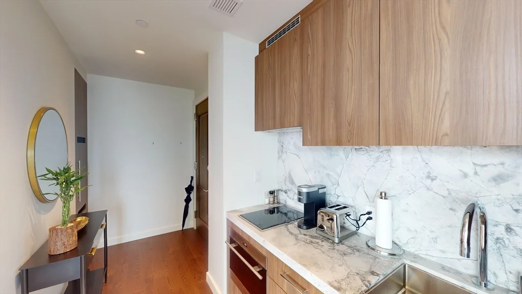 Studio bed, 1 bath apartment for rent at 430 Stuart St Unit 1605, Back Bay — photo 4 of 16