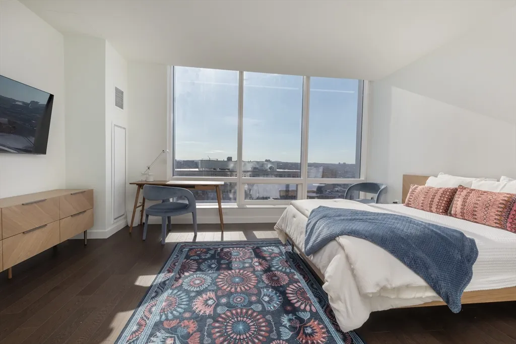 Studio bed, 1 bath apartment for rent at 430 Stuart St Unit 1606, Back Bay — photo 1 of 13