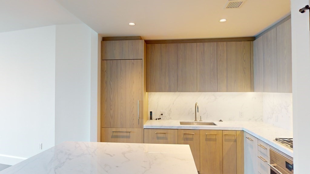 1 bed, 1 bath apartment for rent at 430 Stuart St Unit 24B, Back Bay — photo 2 of 30