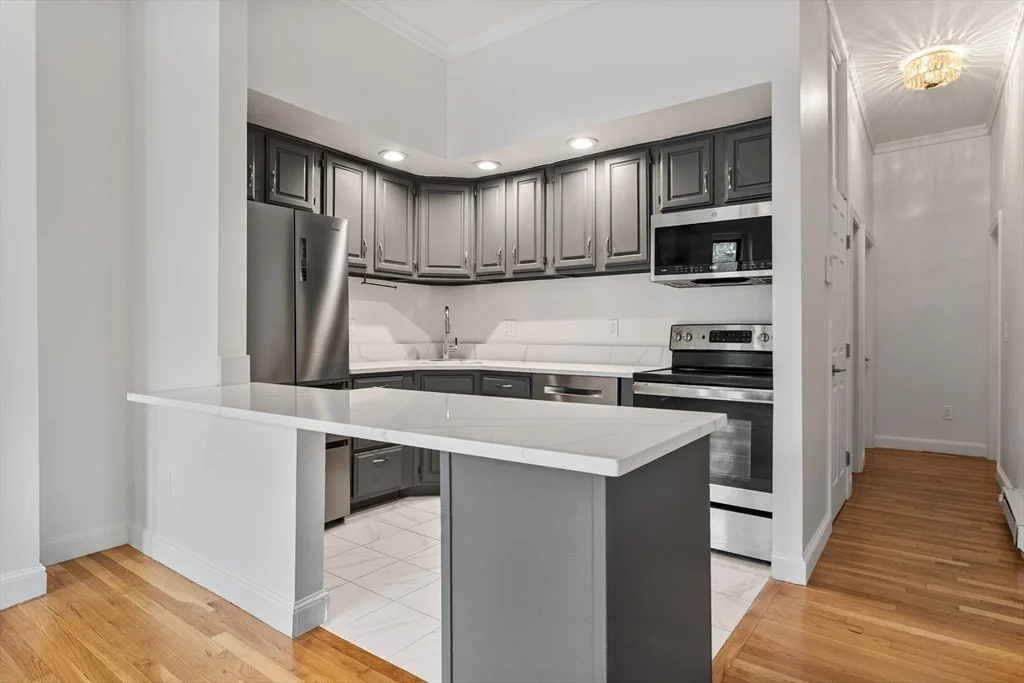 2 bed, 1 bath apartment for rent at 431 Columbus Unit 4, South End — photo 12 of 27