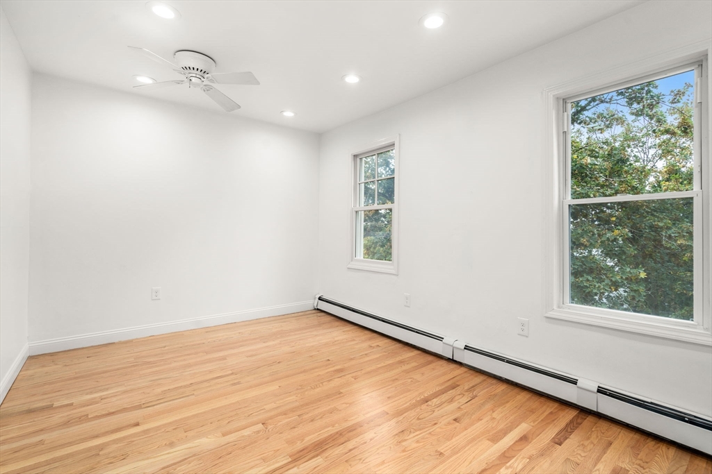 5 bed, 3 bath apartment for rent at 431 East 6th St Unit 1, South Boston — photo 19 of 32