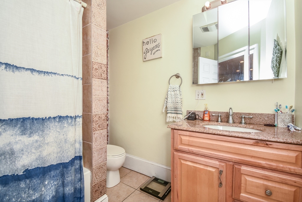 3 bed, 1 bath apartment for rent at 431 Faneuil Unit 2C, Brighton — photo 10 of 11