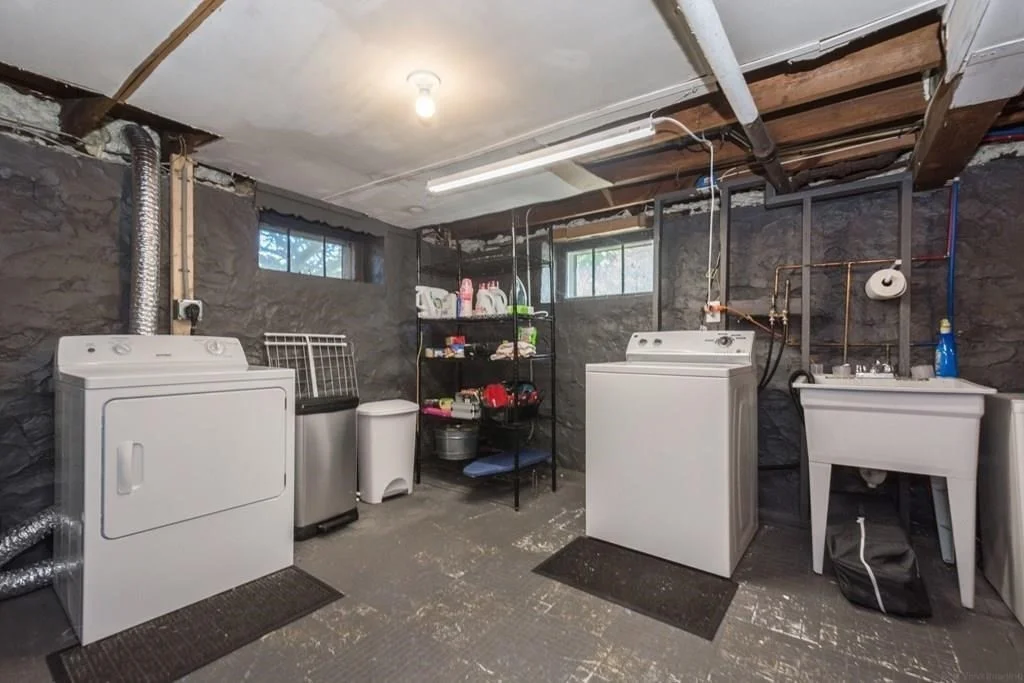 3 bed, 1 bath apartment for rent at 431 Fellsway E, Malden — photo 21 of 26