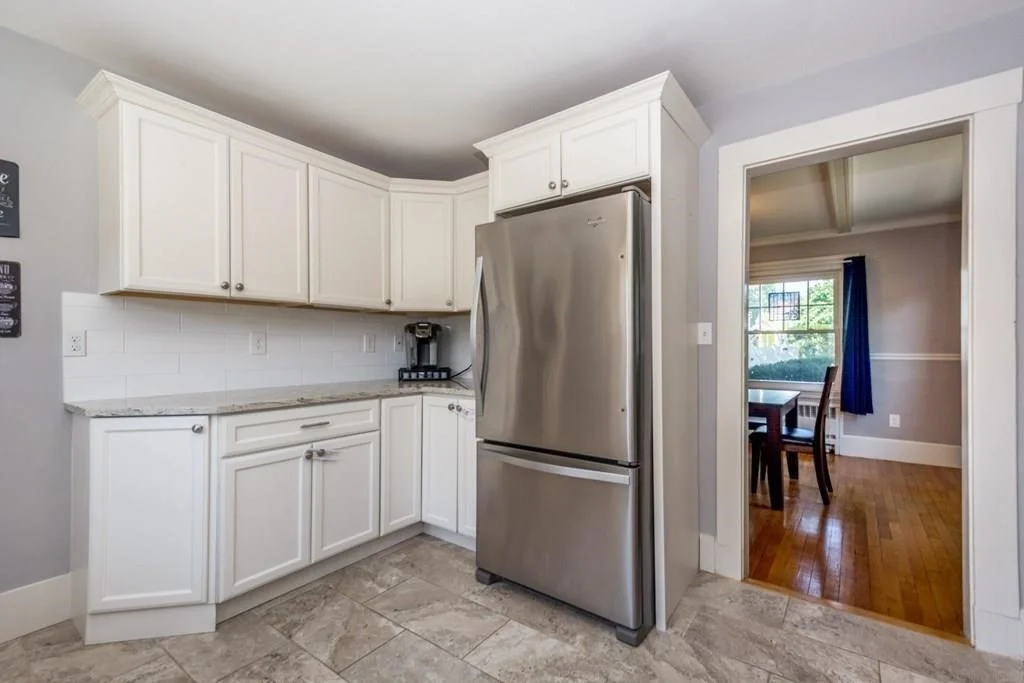 3 bed, 1 bath apartment for rent at 431 Fellsway E, Malden — photo 5 of 26