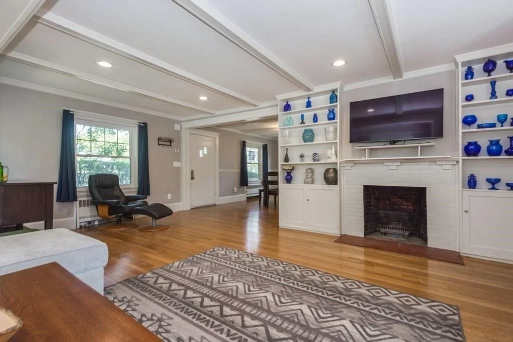 3 bed, 1 bath apartment for rent at 431 Fellsway E, Malden — photo 13 of 26