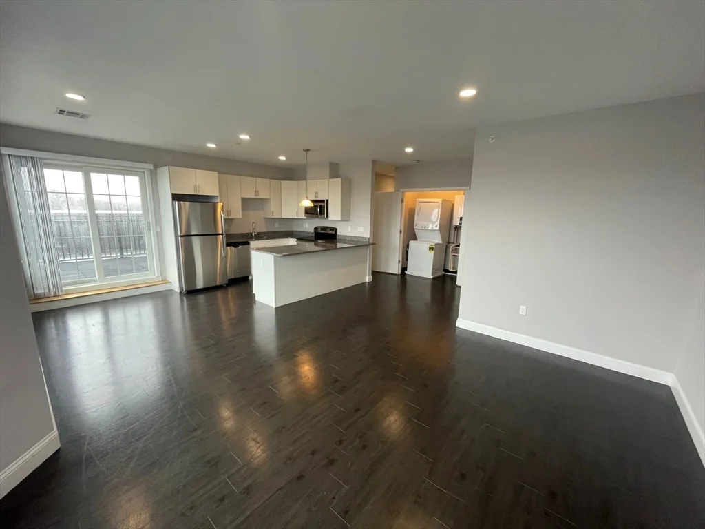 2 bed, 2 bath apartment for rent at 431 River St Unit 503, Waltham