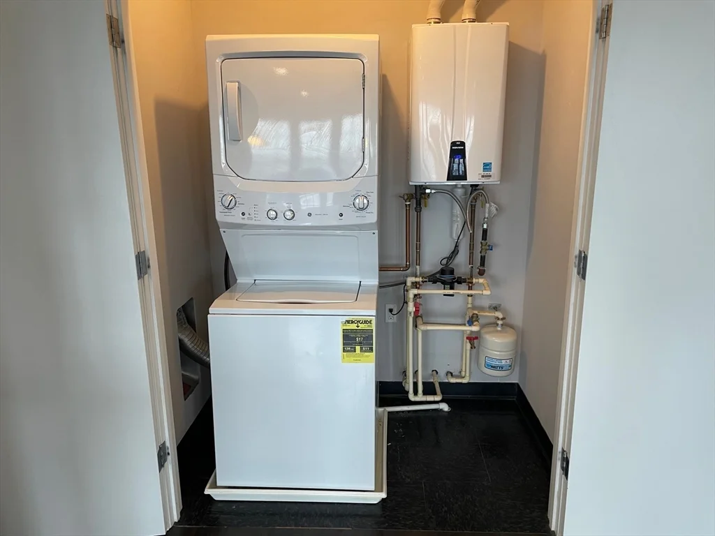 2 bed, 2 bath apartment for rent at 431 River St Unit 503, Waltham — photo 6 of 14