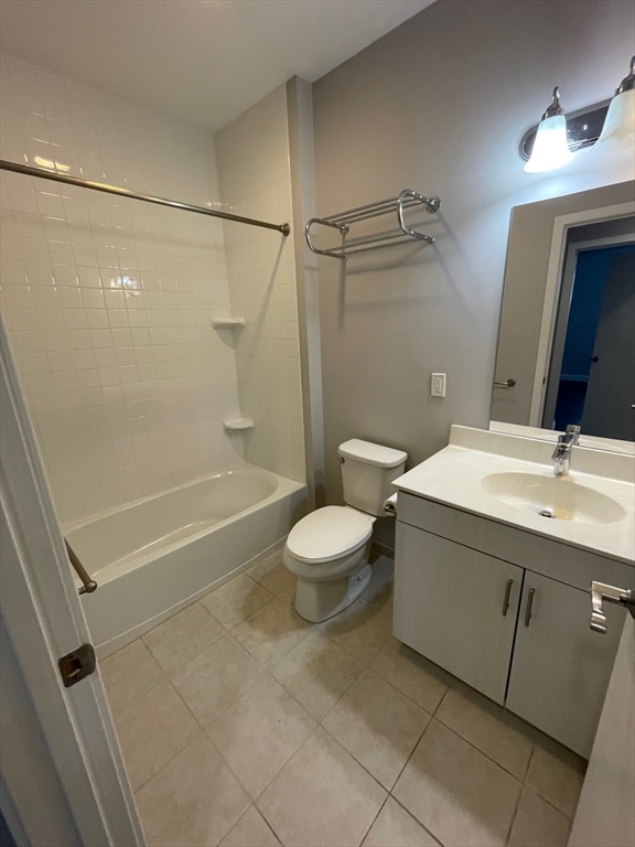 2 bed, 2 bath apartment for rent at 431 River St Unit 504, Waltham — photo 7 of 14