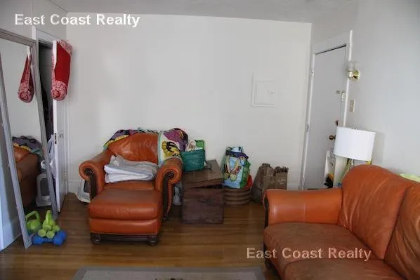 1 bed, 1 bath apartment for rent at 431A Broadway Unit 14, Winter Hill — photo 6 of 11