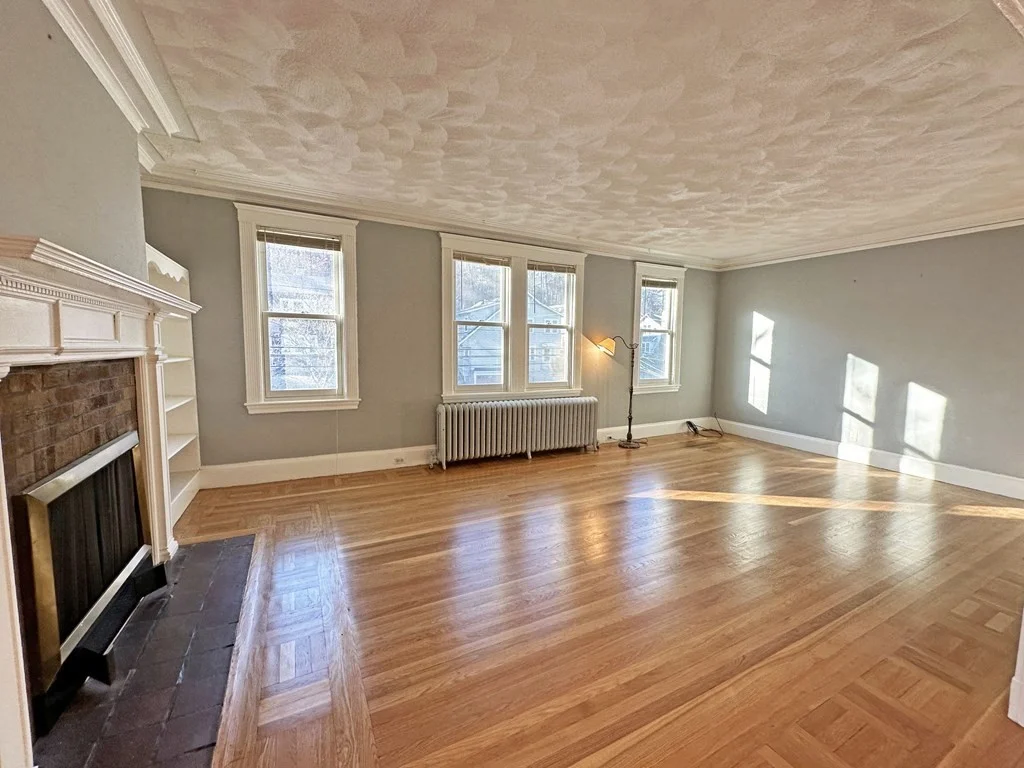 2 bed, 1 bath apartment for rent at 432 Lowell Ave Unit 1, Newtonville — photo 1 of 16