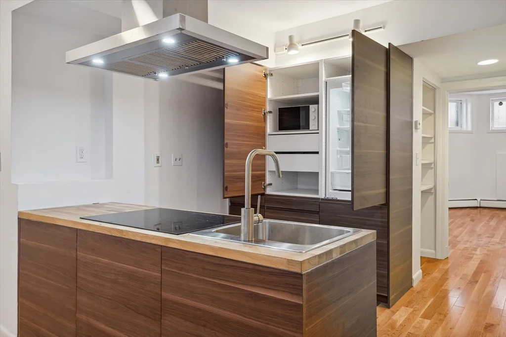 1 bed, 1 bath apartment for rent at 432 Marlborough Unit B, Back Bay — photo 7 of 15