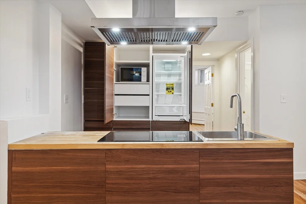 1 bed, 1 bath apartment for rent at 432 Marlborough Unit B, Back Bay — photo 6 of 15