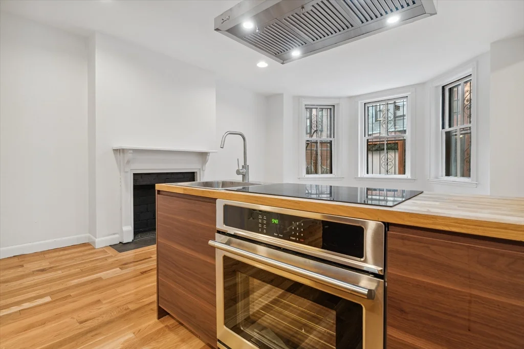 1 bed, 1 bath apartment for rent at 432 Marlborough Unit B, Back Bay — photo 10 of 15