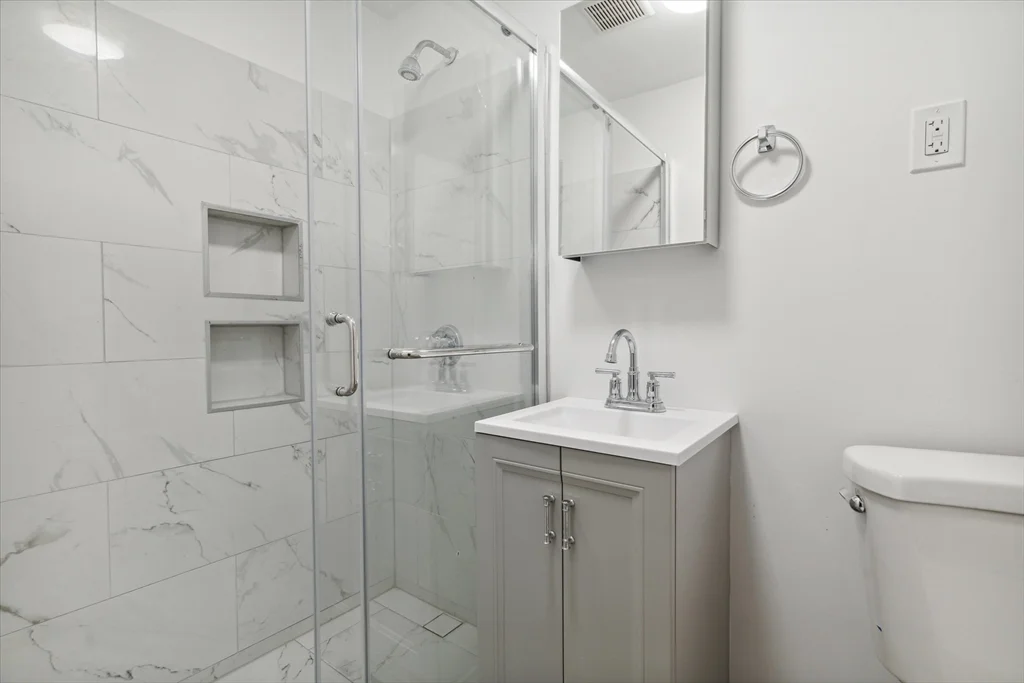 1 bed, 1 bath apartment for rent at 432 Marlborough Unit B, Back Bay — photo 12 of 15