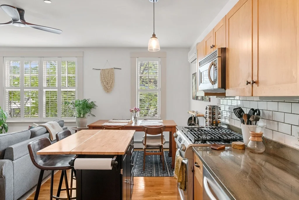 1 bed, 1 bath apartment for rent at 432 Norfolk St Unit 2G, Inman Square — photo 2 of 18