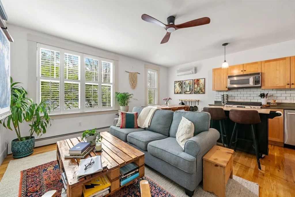 1 bed, 1 bath apartment for rent at 432 Norfolk St Unit 2G, Inman Square — photo 3 of 18
